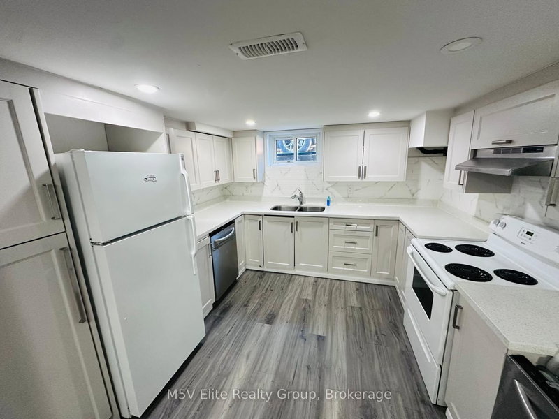 Lower - 24 Manor Rd, St. Catharines, L2N 3B5 | Image 2