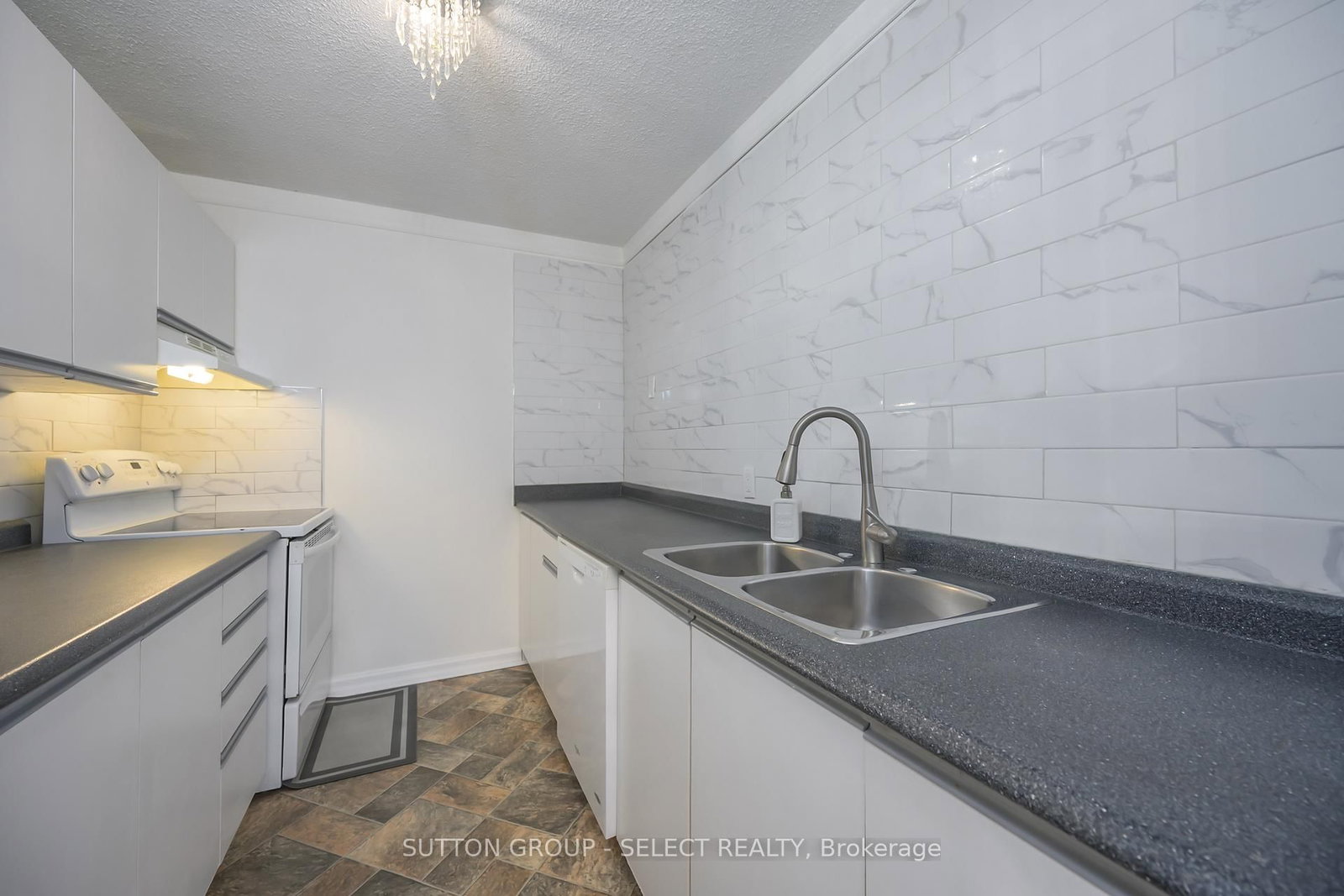 1103 Jalna Boulevard, Unit 601 - Photo 11