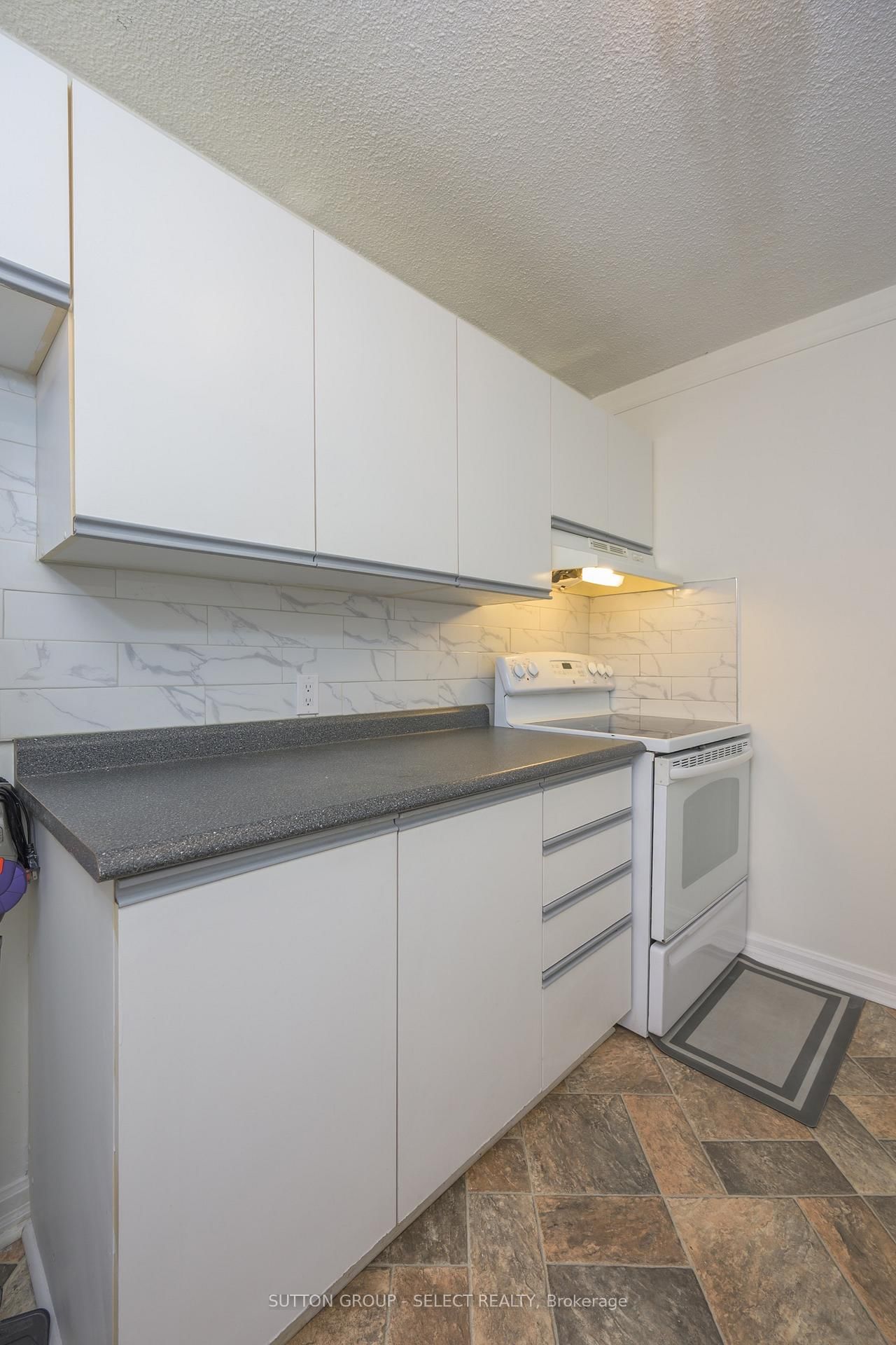 1103 Jalna Boulevard, Unit 601 - Photo 12