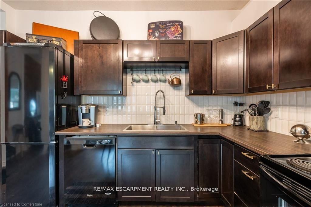 299 James Street N - Photo 33