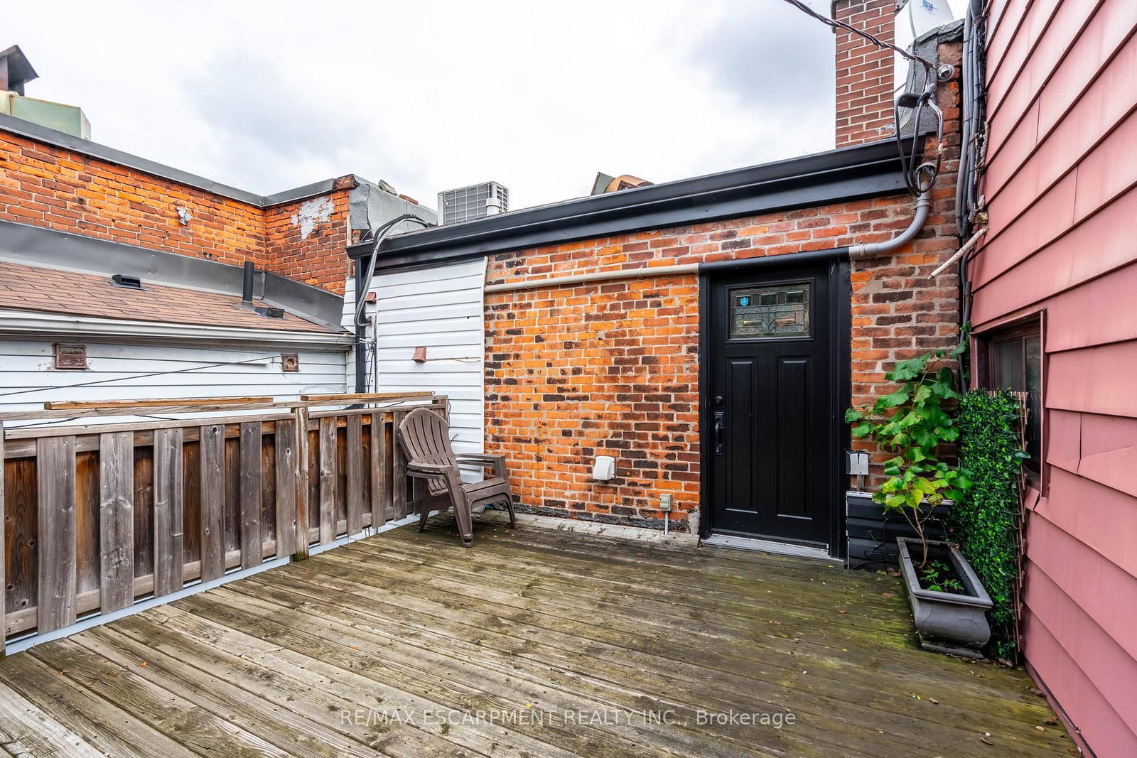 299 James Street N - Photo 40