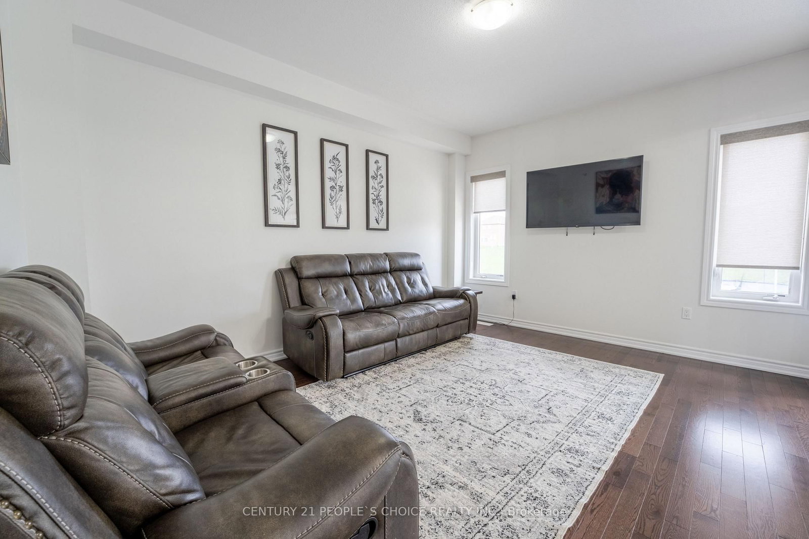 110 ELM Street - Photo 14