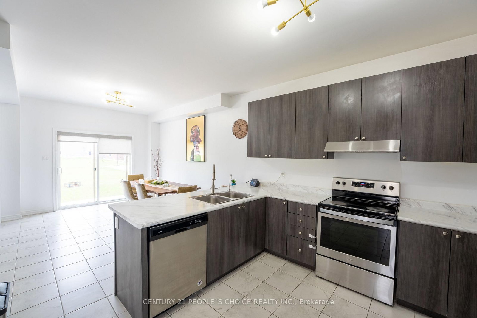 110 ELM Street - Photo 18