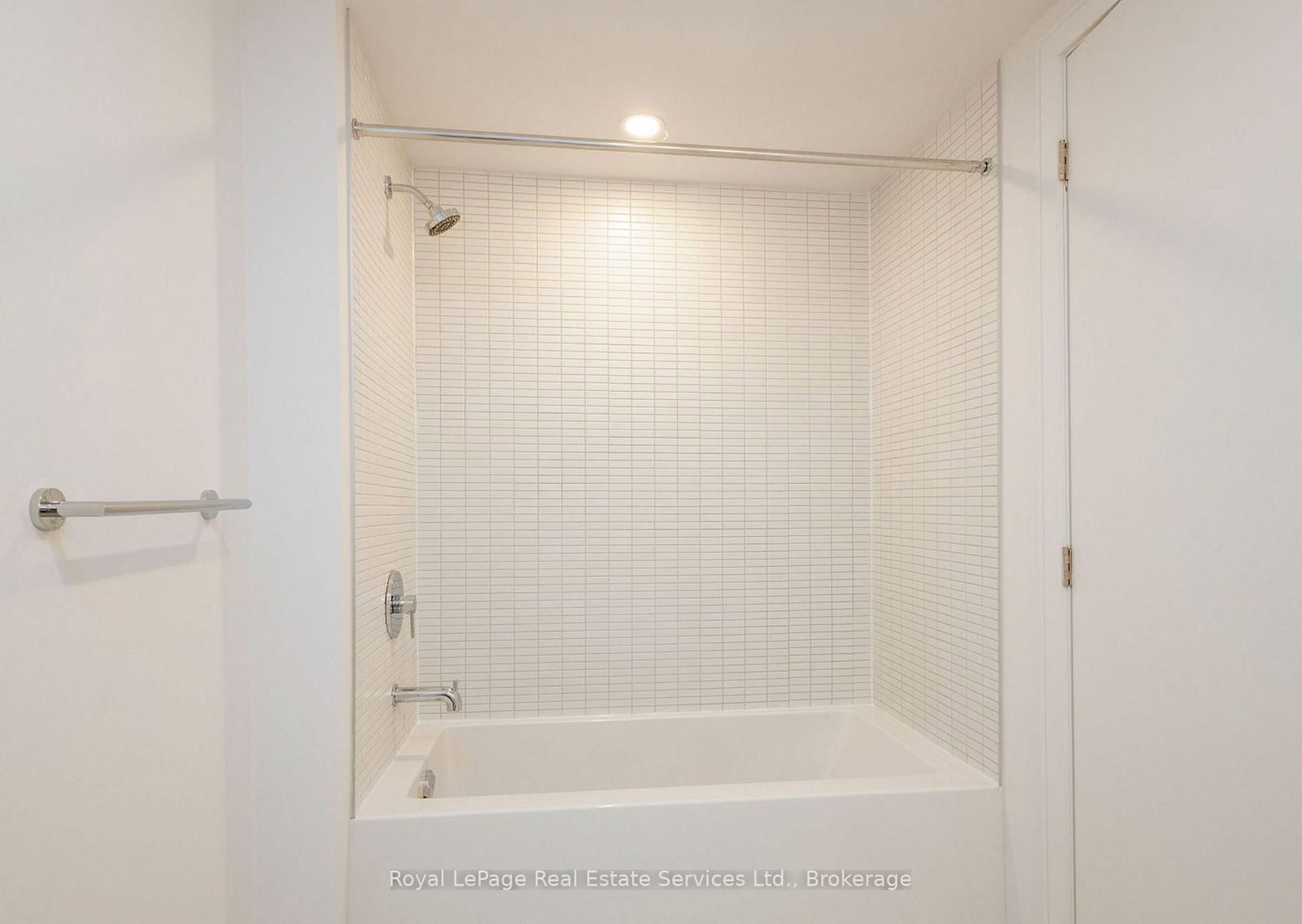 1 Jarvis Street, Unit 1011 - Photo 11