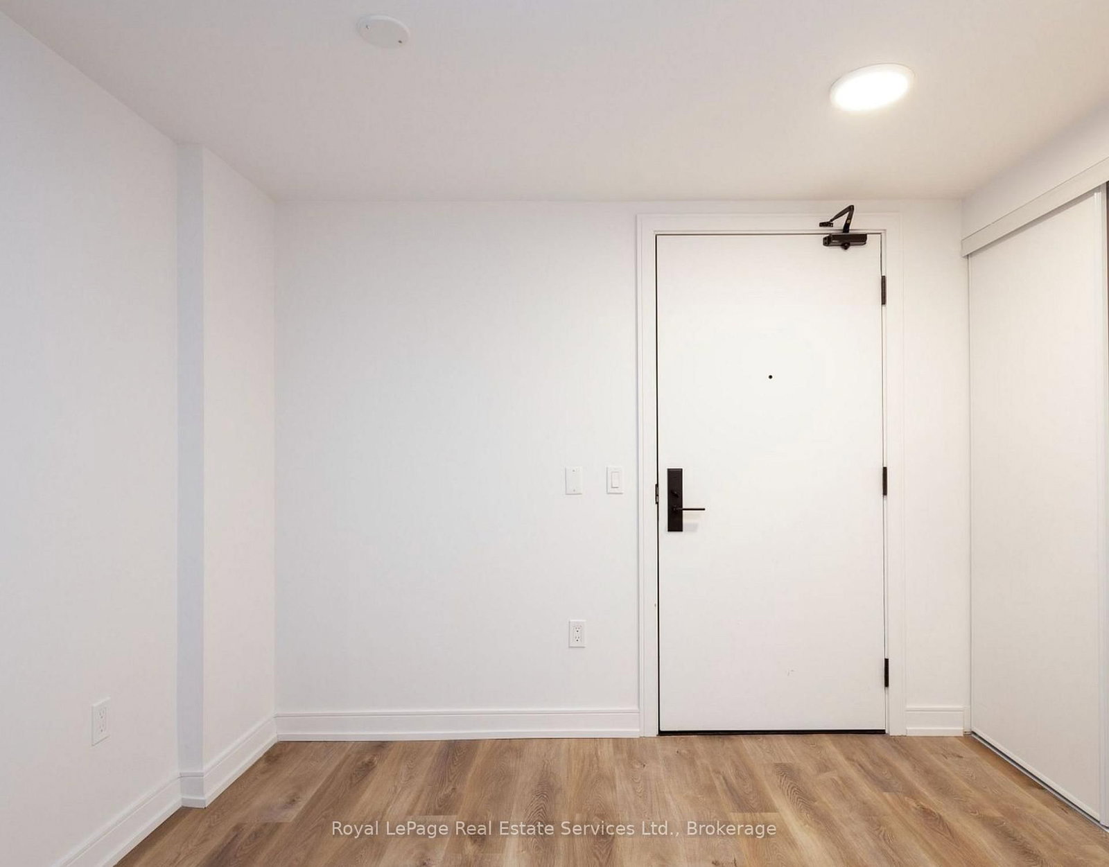 1 Jarvis Street, Unit 1011 - Photo 2