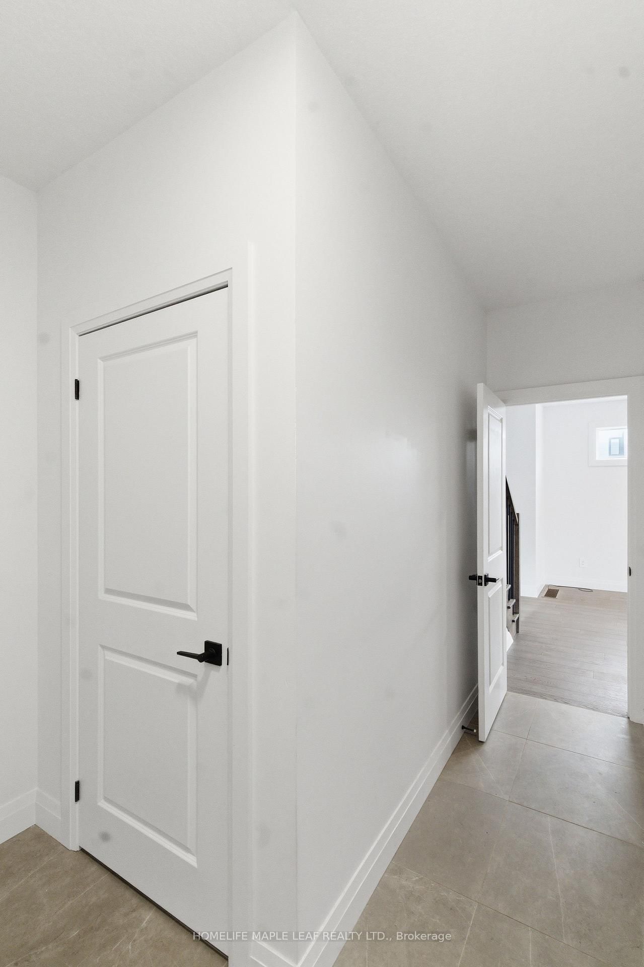 1566 Wright Crescent • London North, ON photo 18
