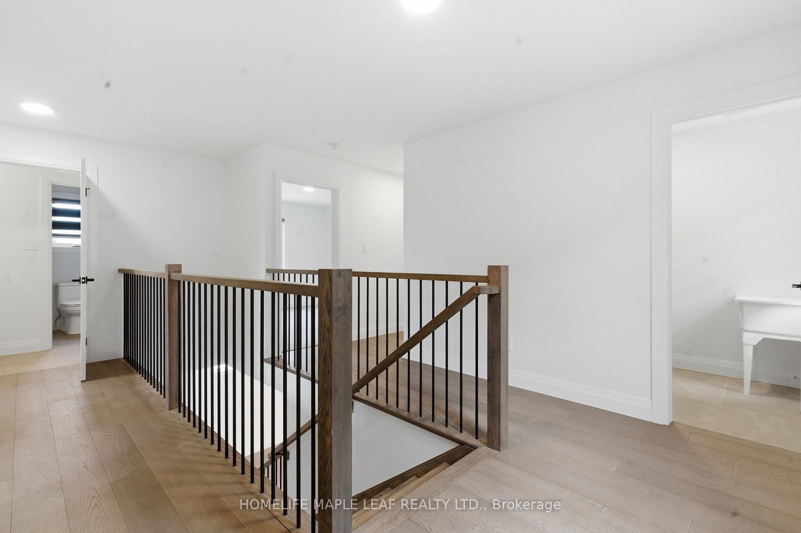 1566 Wright Crescent • London North, ON photo 20