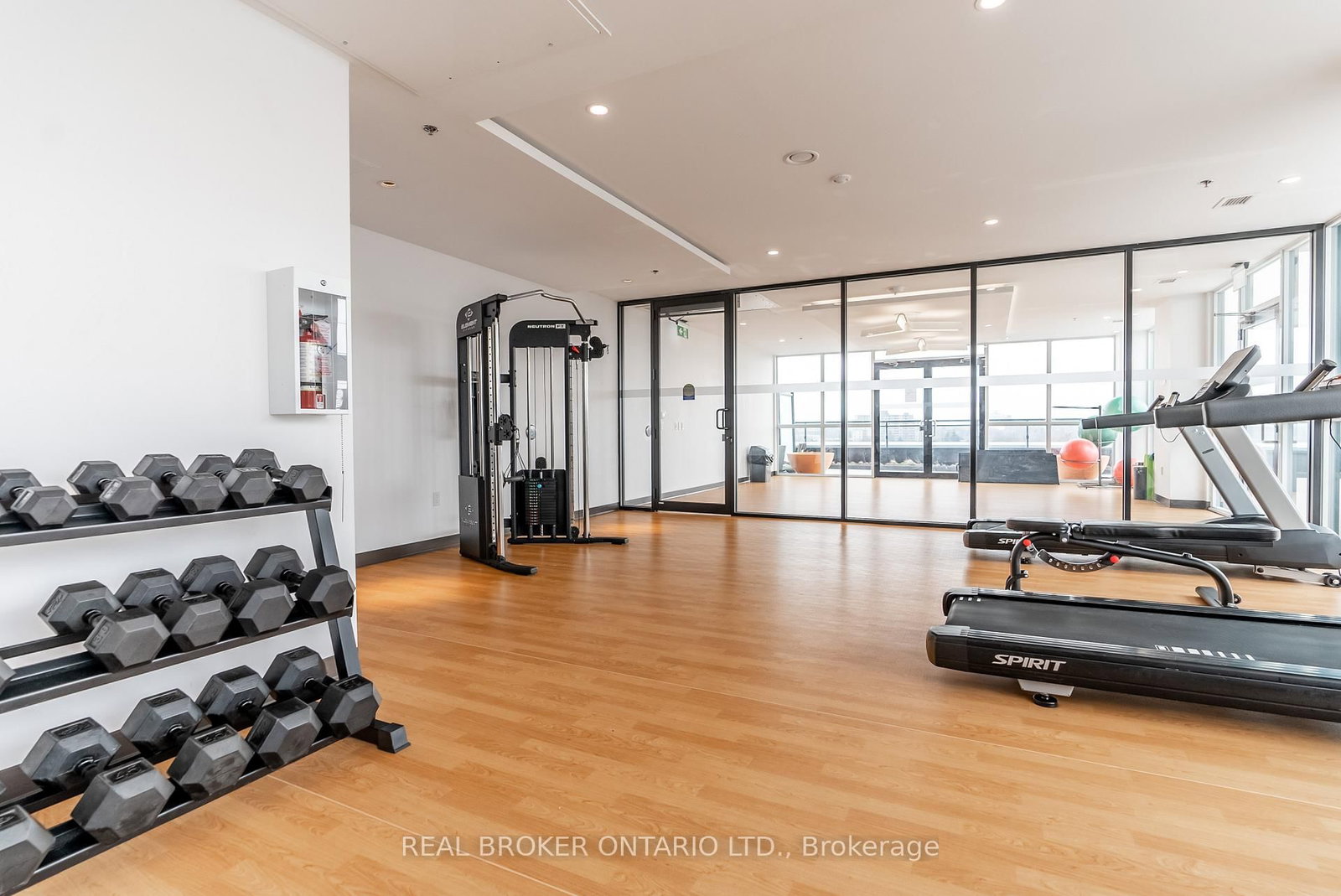 60 Charles Street W, Unit 1205 - Photo 19