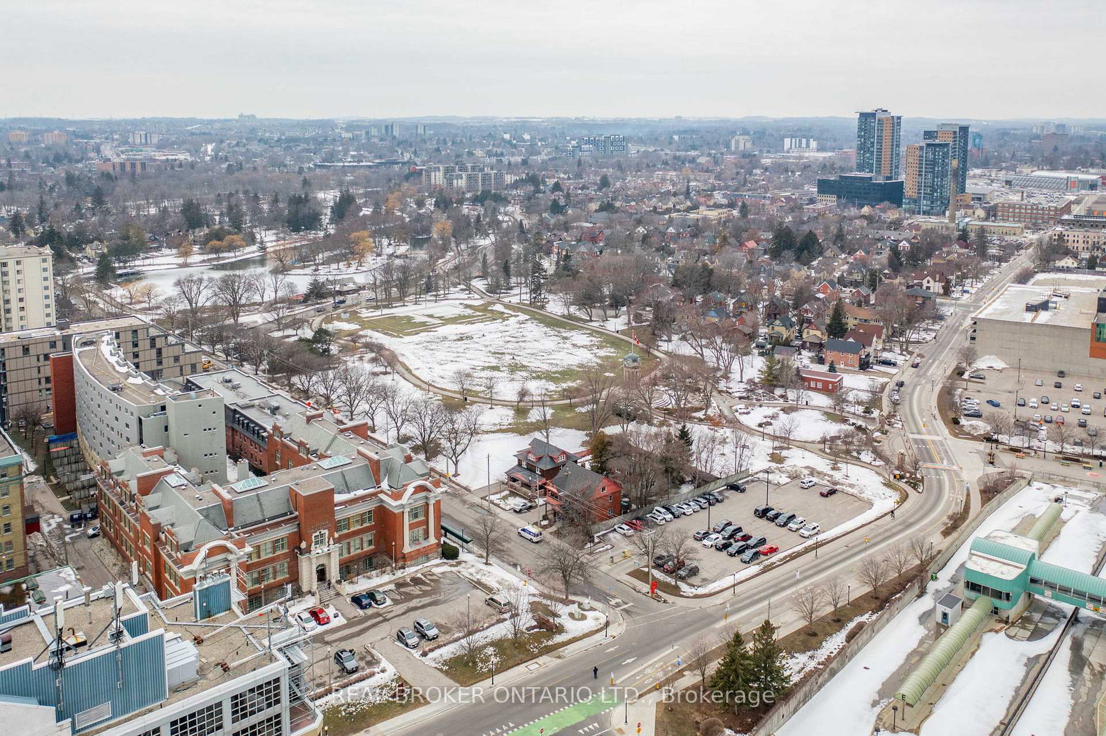 60 Charles Street W, Unit 1205 - Photo 21