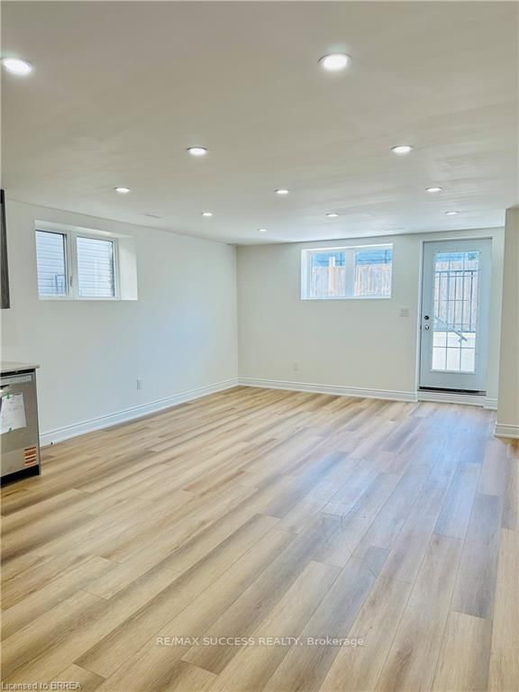 BSMT - 20 Meadowhawk Lane