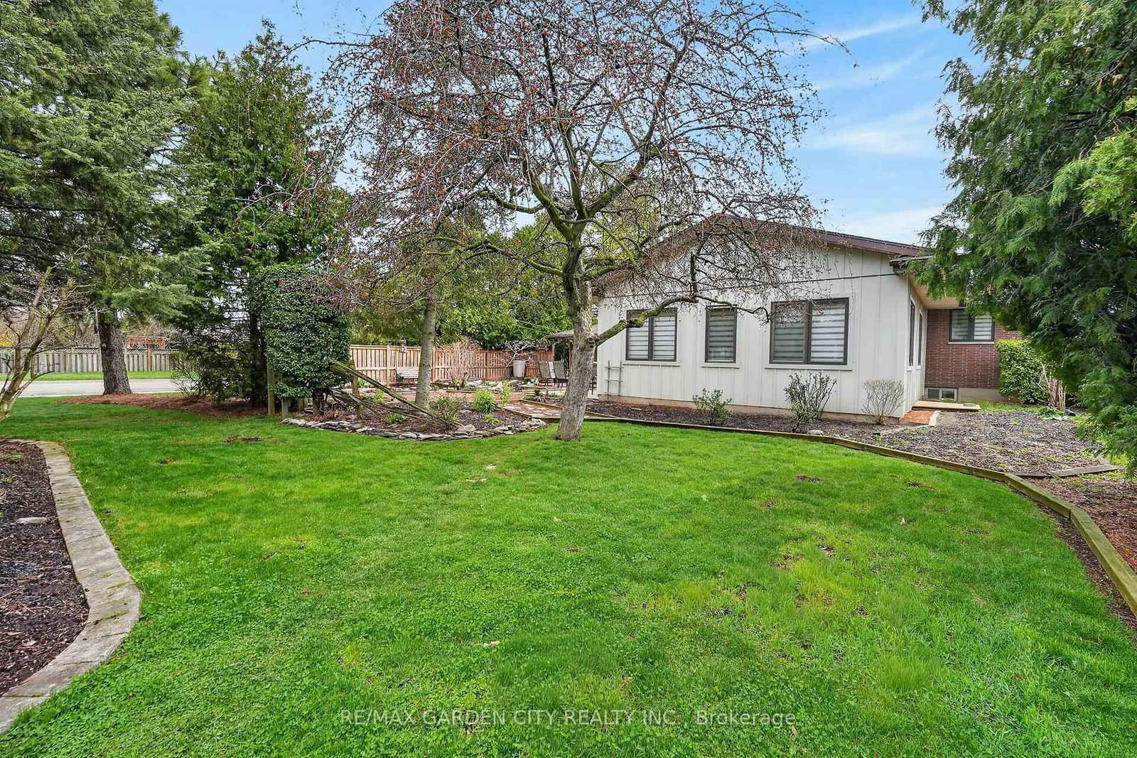 17 Henry Street - Photo 31