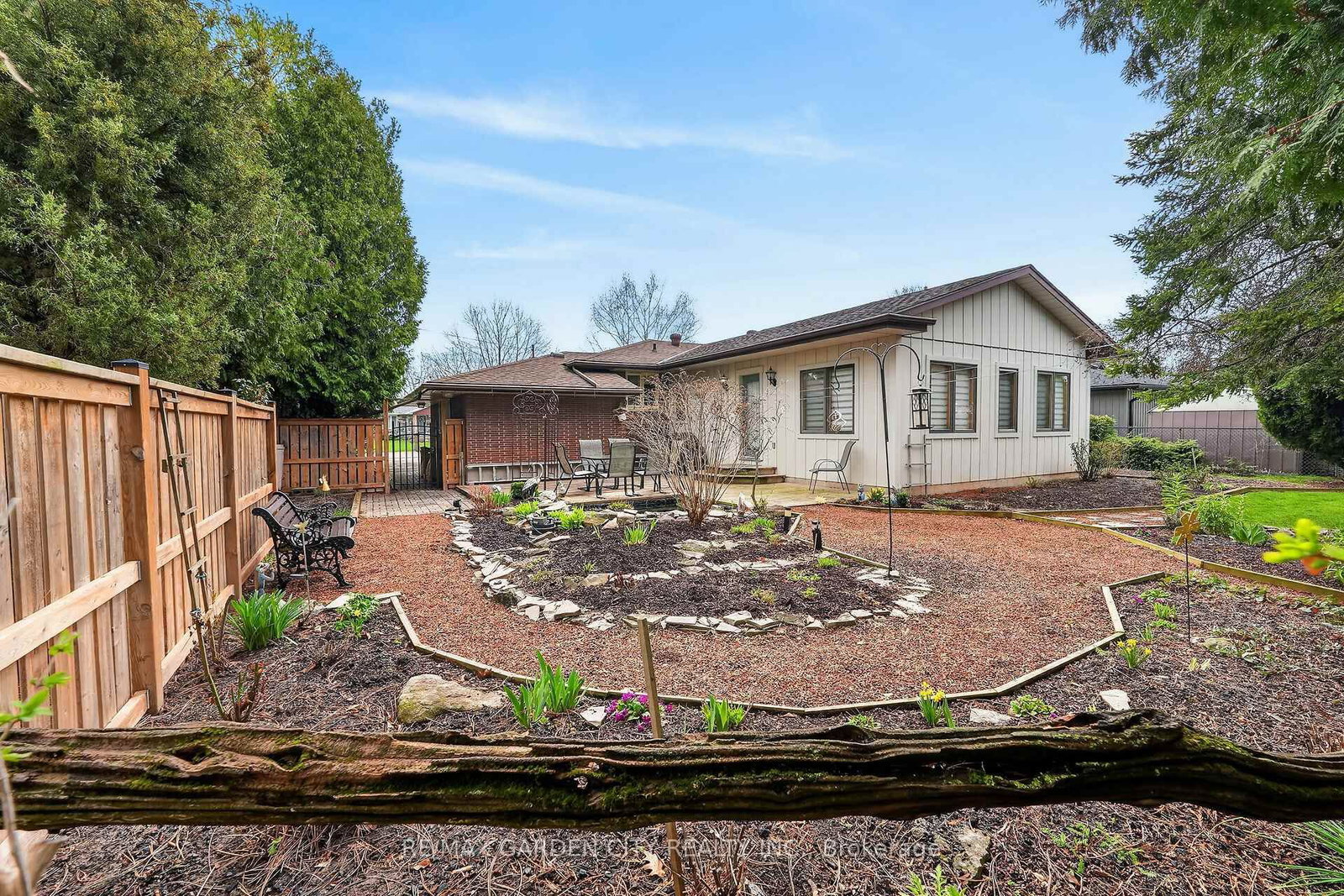 17 Henry Street - Photo 34