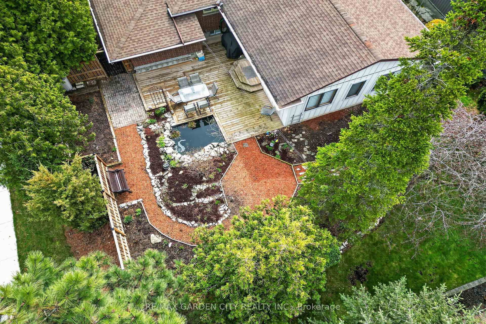 17 Henry Street - Photo 35