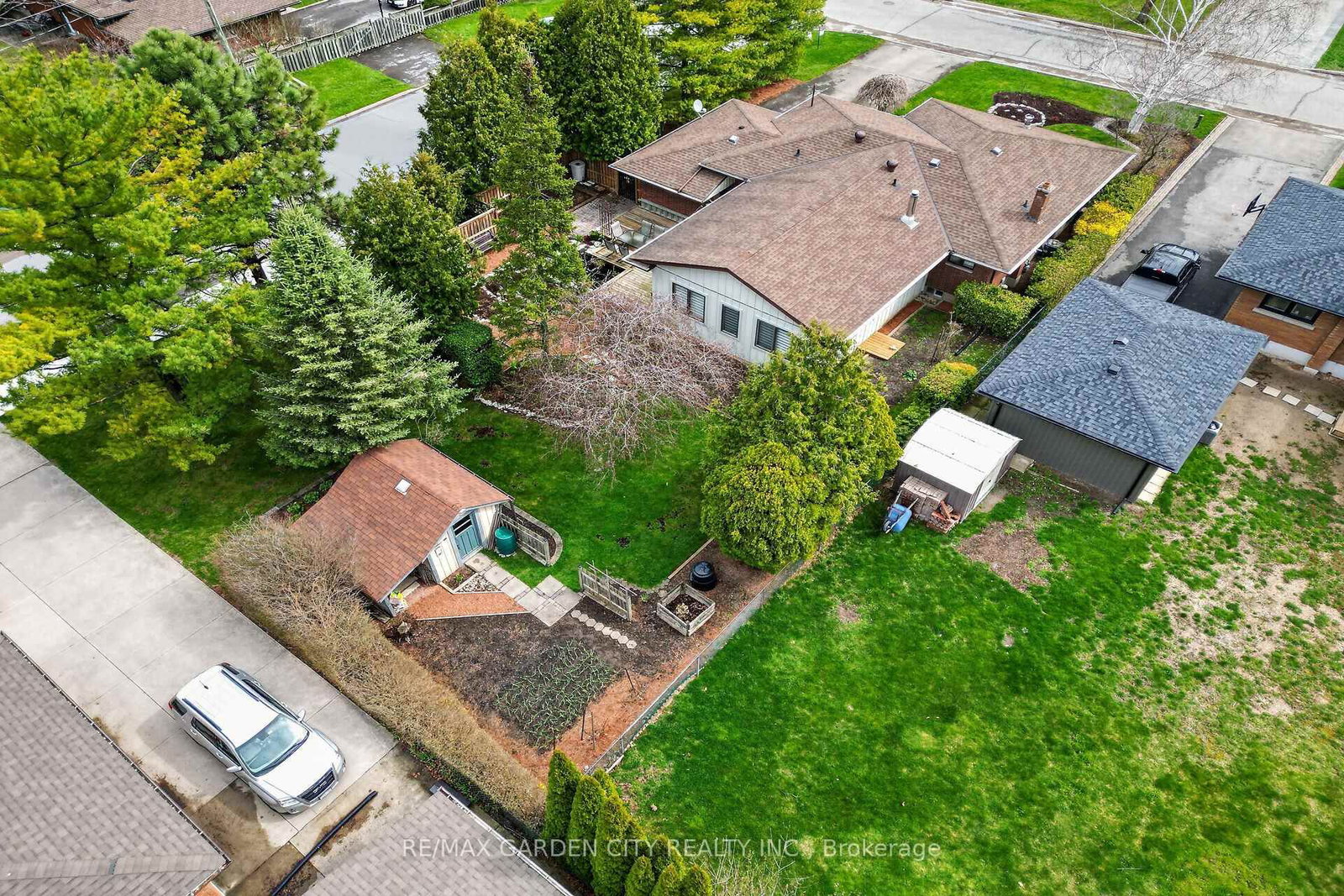 17 Henry Street - Photo 37