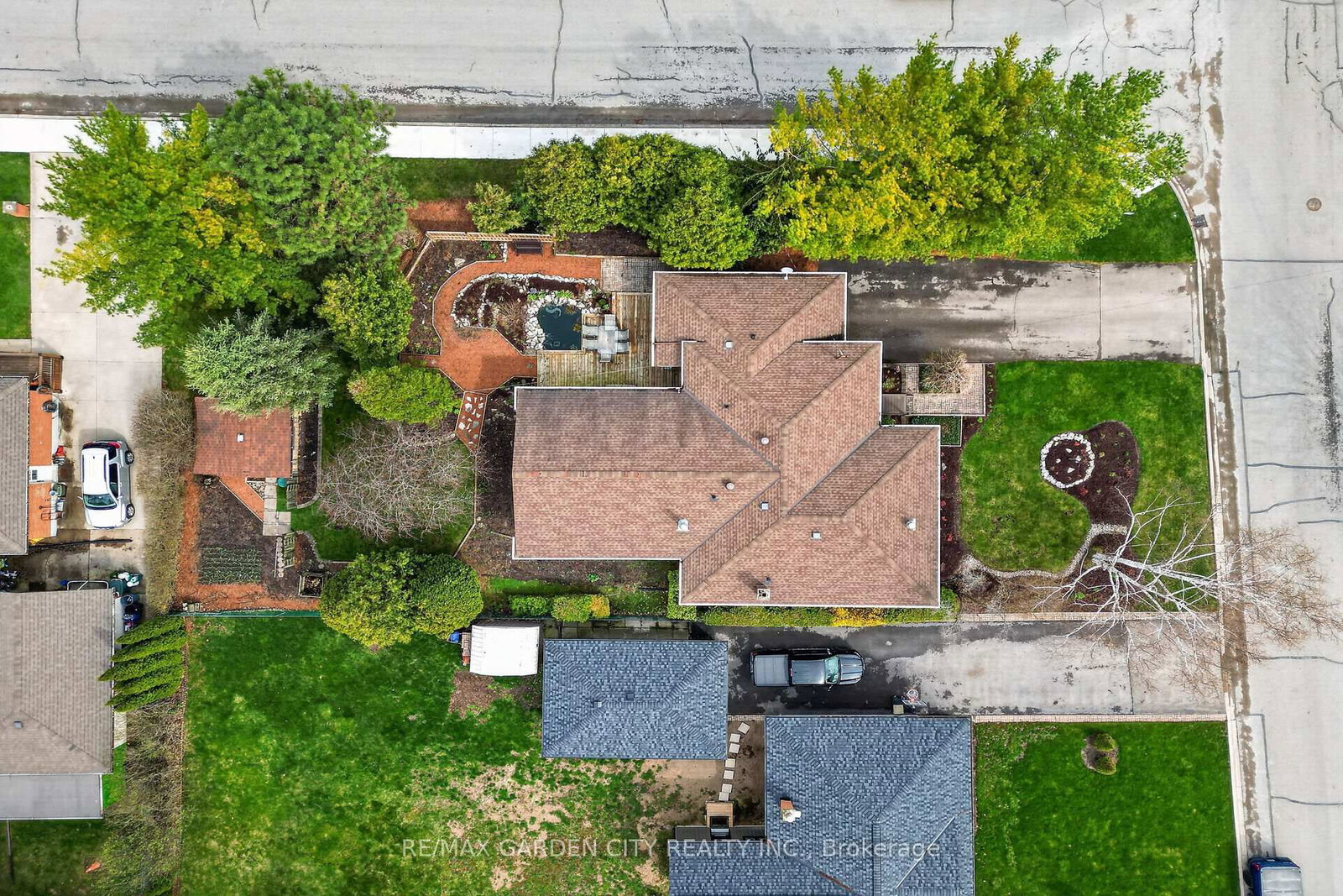 17 Henry Street - Photo 38