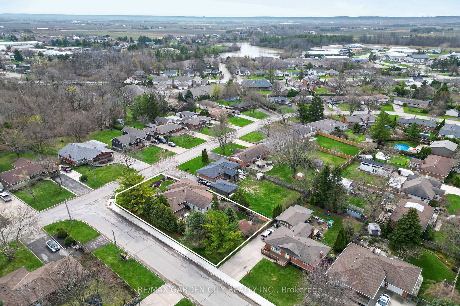 17 Henry Street - Photo 40