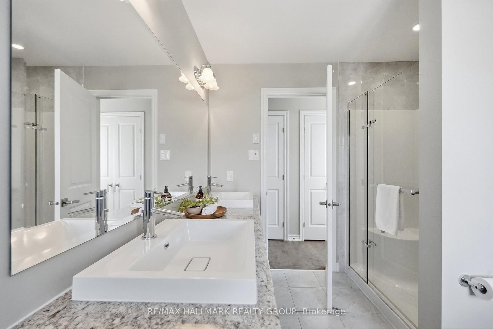 570 Baie des castors Street - Photo 17