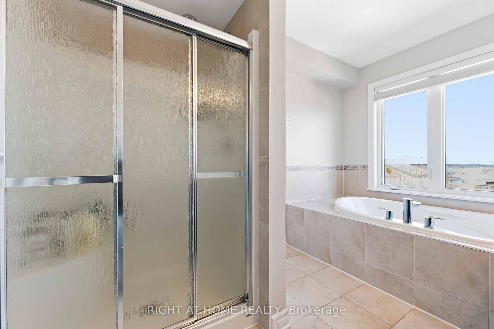 365 Livery Street - Photo 11