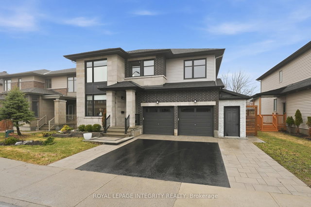 211 Cooks Mill Crescent