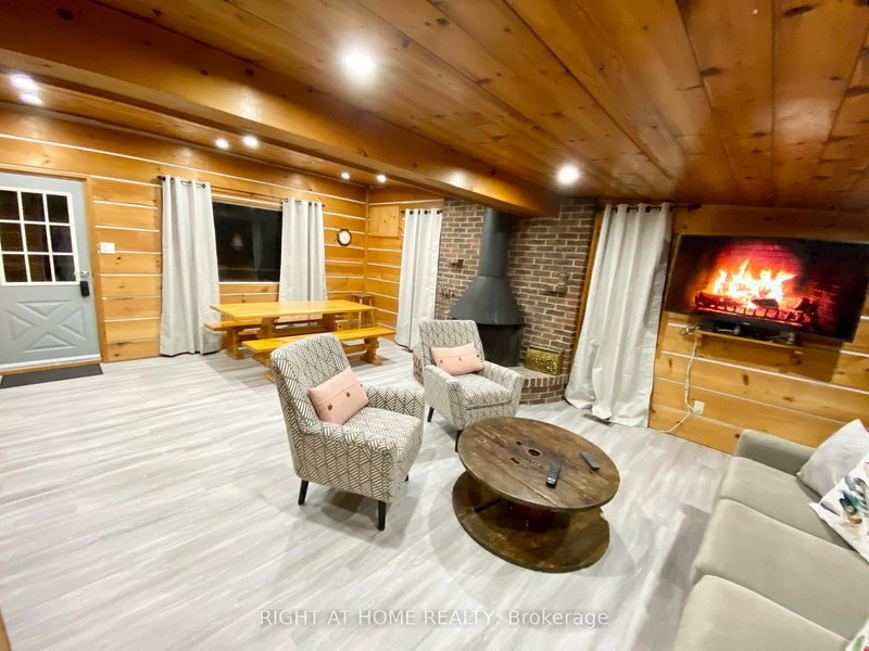 108 Settlers Way, Blue Mountains, L9Y 0N9 | Image 2