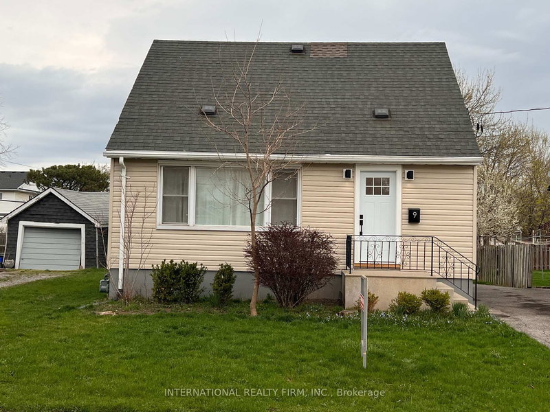 9 Admiral Rd, St. Catharines, L2P 1G4 | Image 2