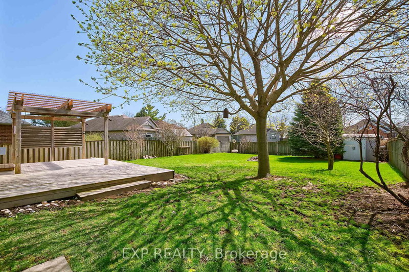 54 Treadwell St, Aylmer, N5H 3J5 | Image 3