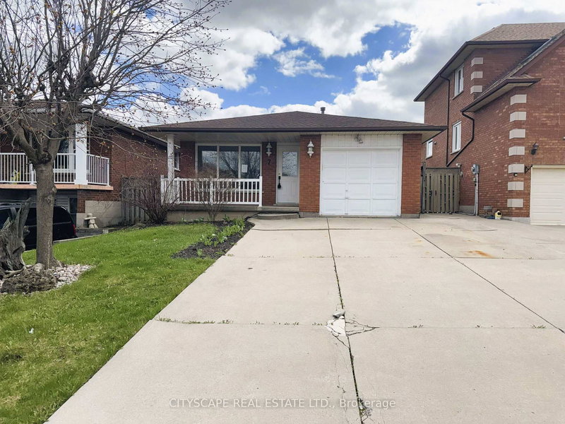 7 Quincy Crt, Hamilton, Ontario