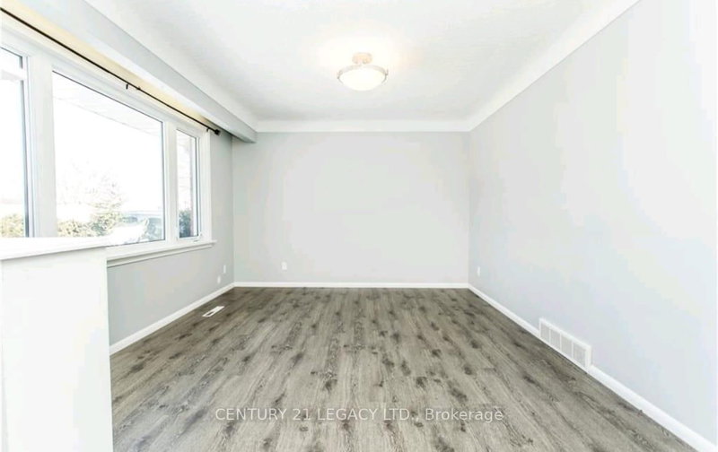 62 Woodelm Dr, St. Catharines, L2M 4N3 | Image 3