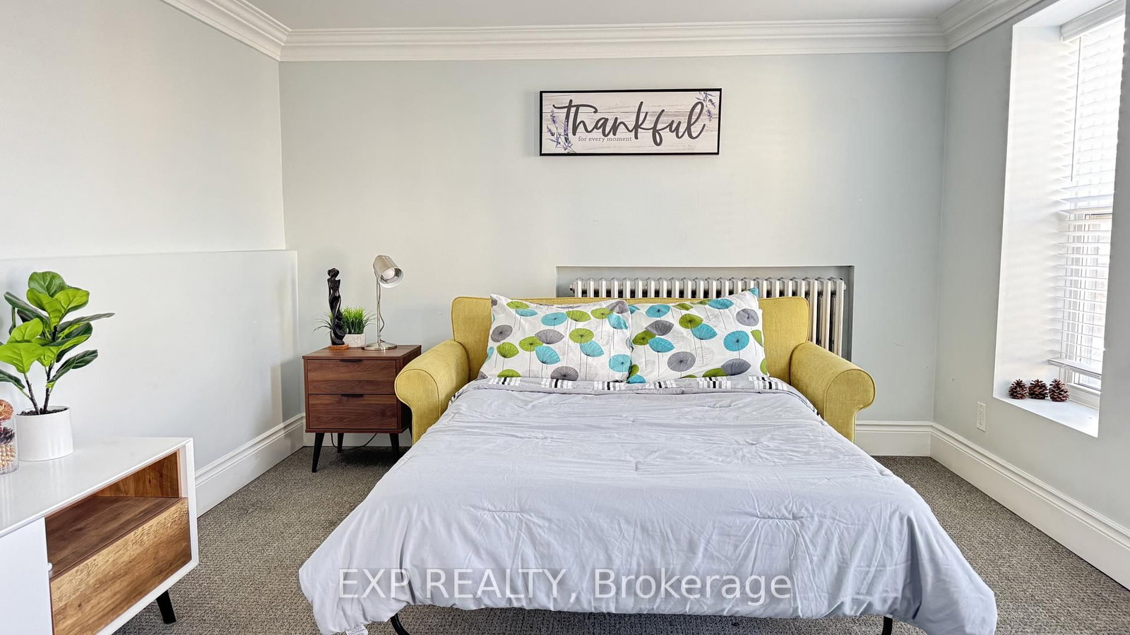 5858 ferry Street, Unit 1 - Photo 3