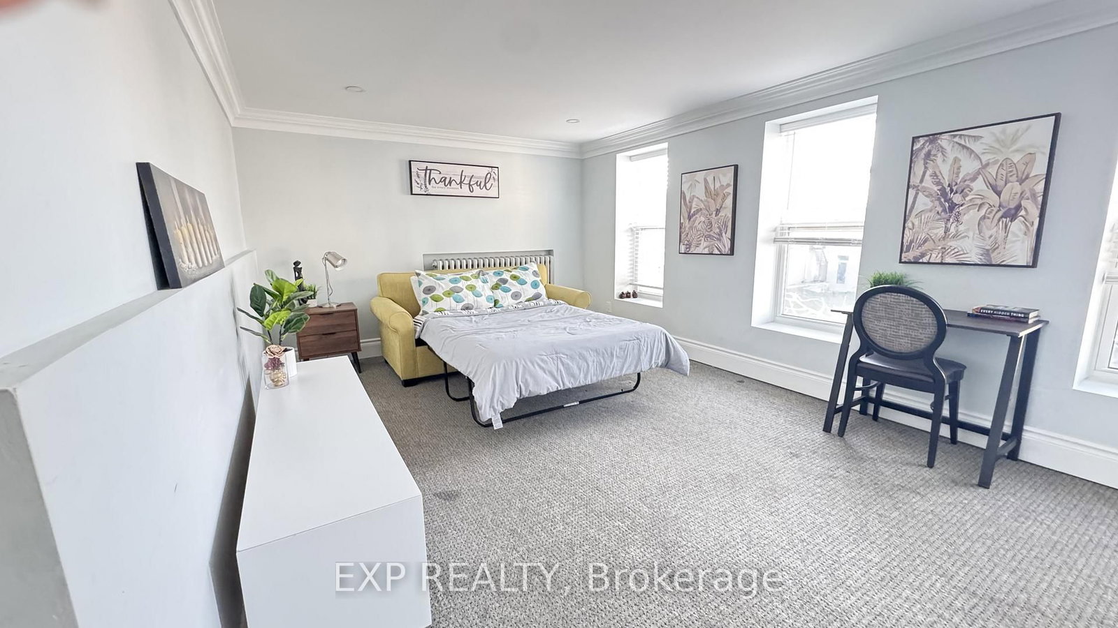 5858 ferry Street, Unit 1 - Photo 4