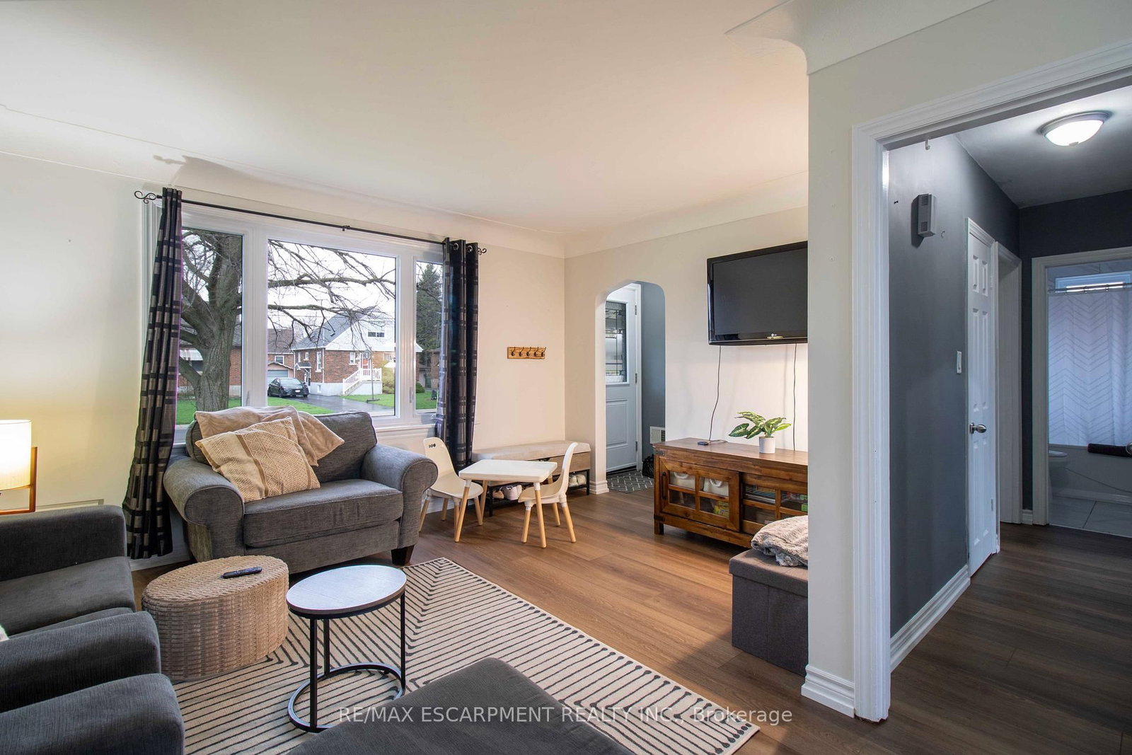 Detached House for sale at 149 East 34th Street, Hamilton, Ontario, L8V 3W7 - Raleigh - MLS: X13015670