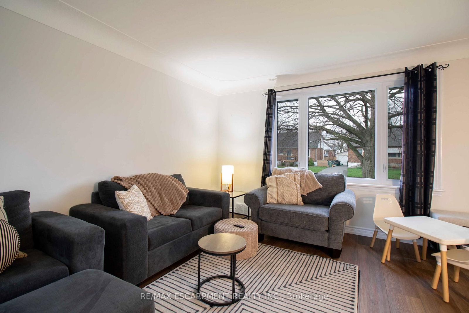 Detached House for sale at 149 East 34th Street, Hamilton, Ontario, L8V 3W7 - Raleigh - MLS: X13015670