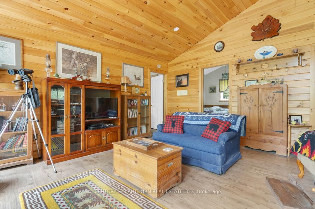656 A Yarrow Lane • Madoc, ON photo 21