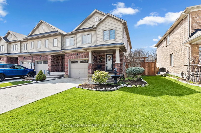 8679 Dogwood Cres, Niagara Falls, L2H 2Y6 | Image 3