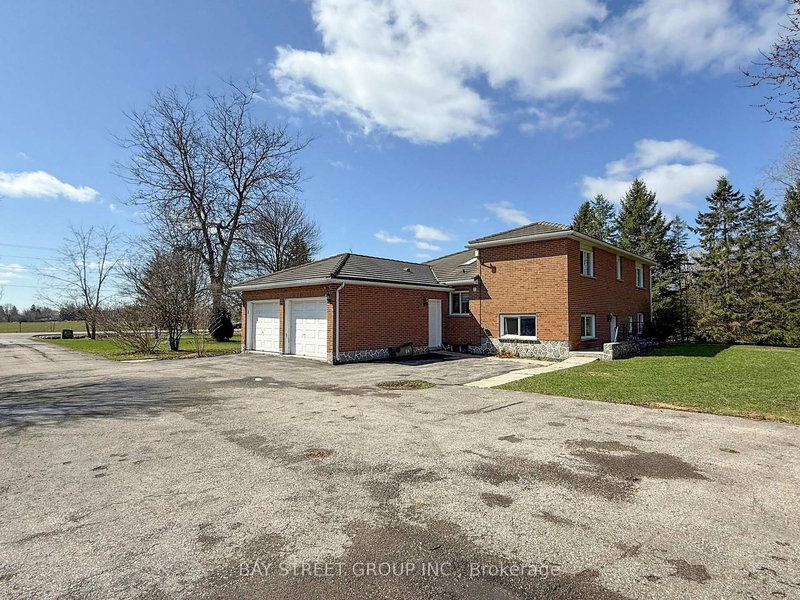 861 Book Rd E, Hamilton, L9G 3L1 | Image 3