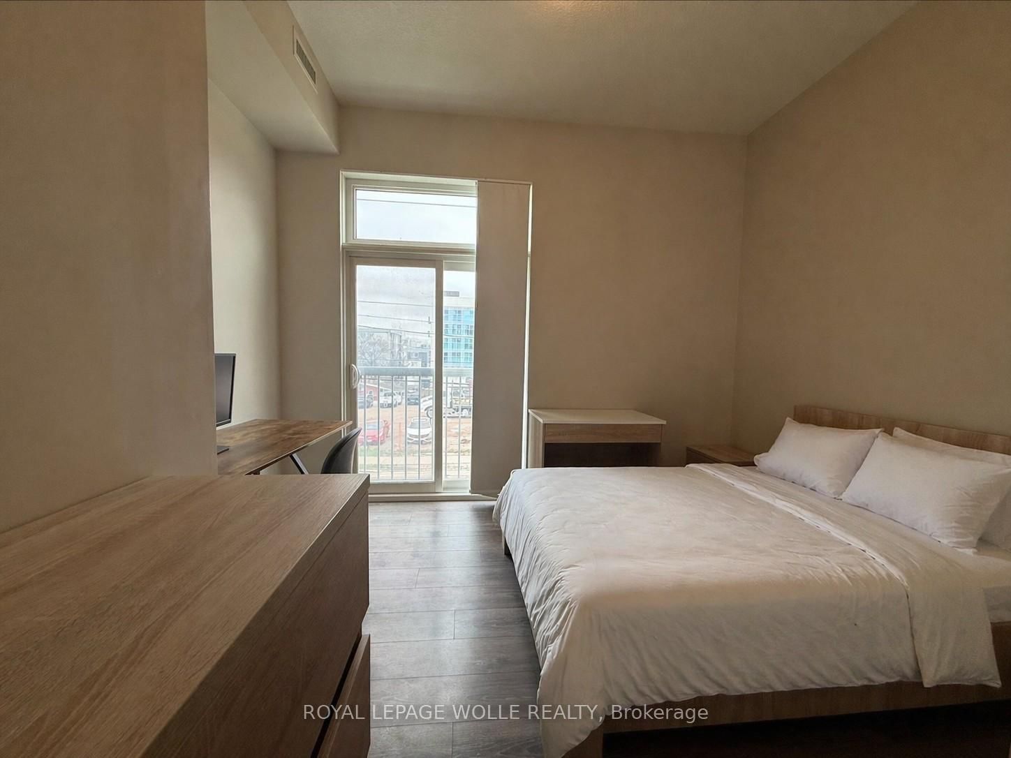 253 Albert Street, Unit 215 - Photo 14