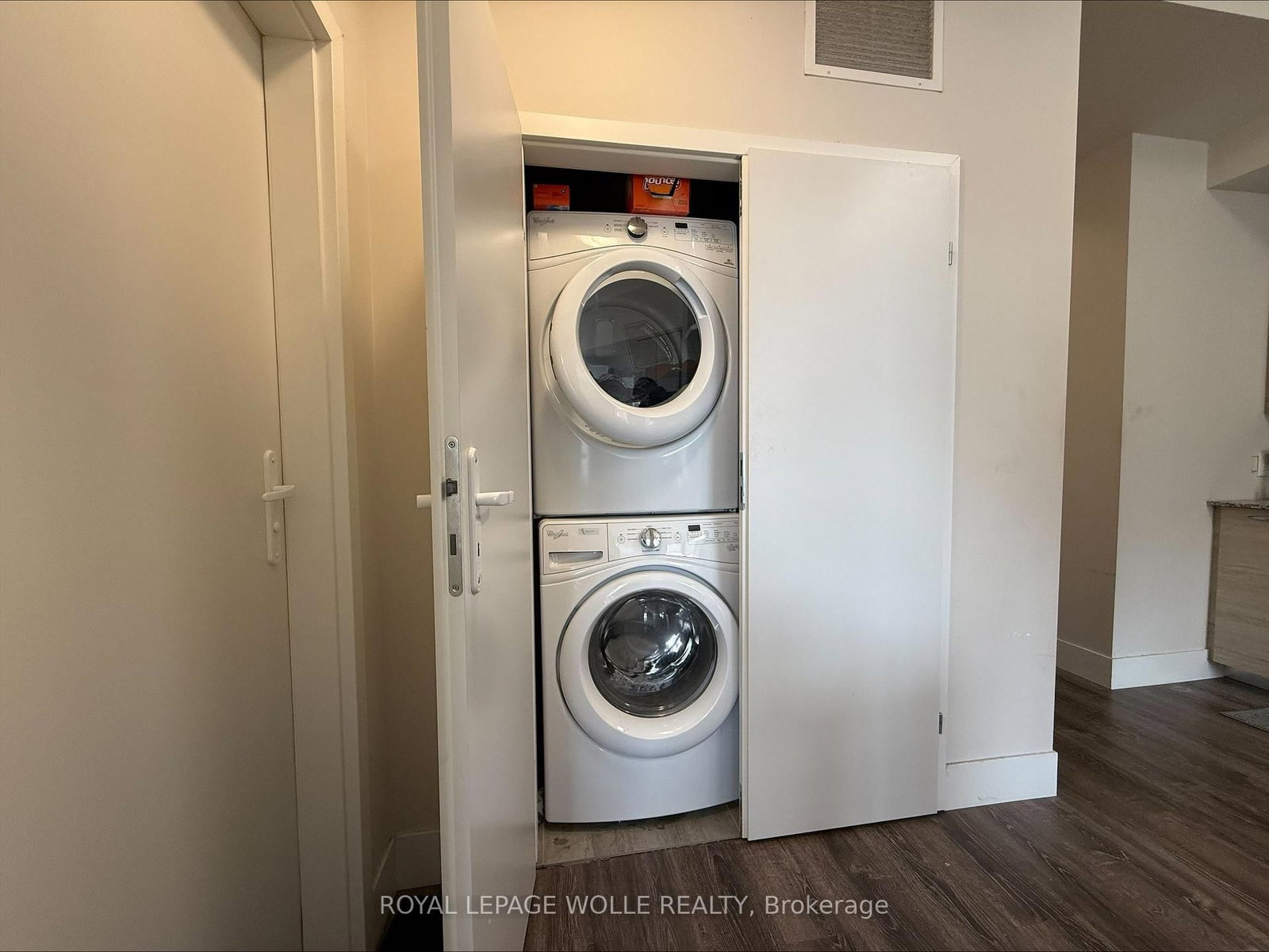 253 Albert Street, Unit 215 - Photo 17