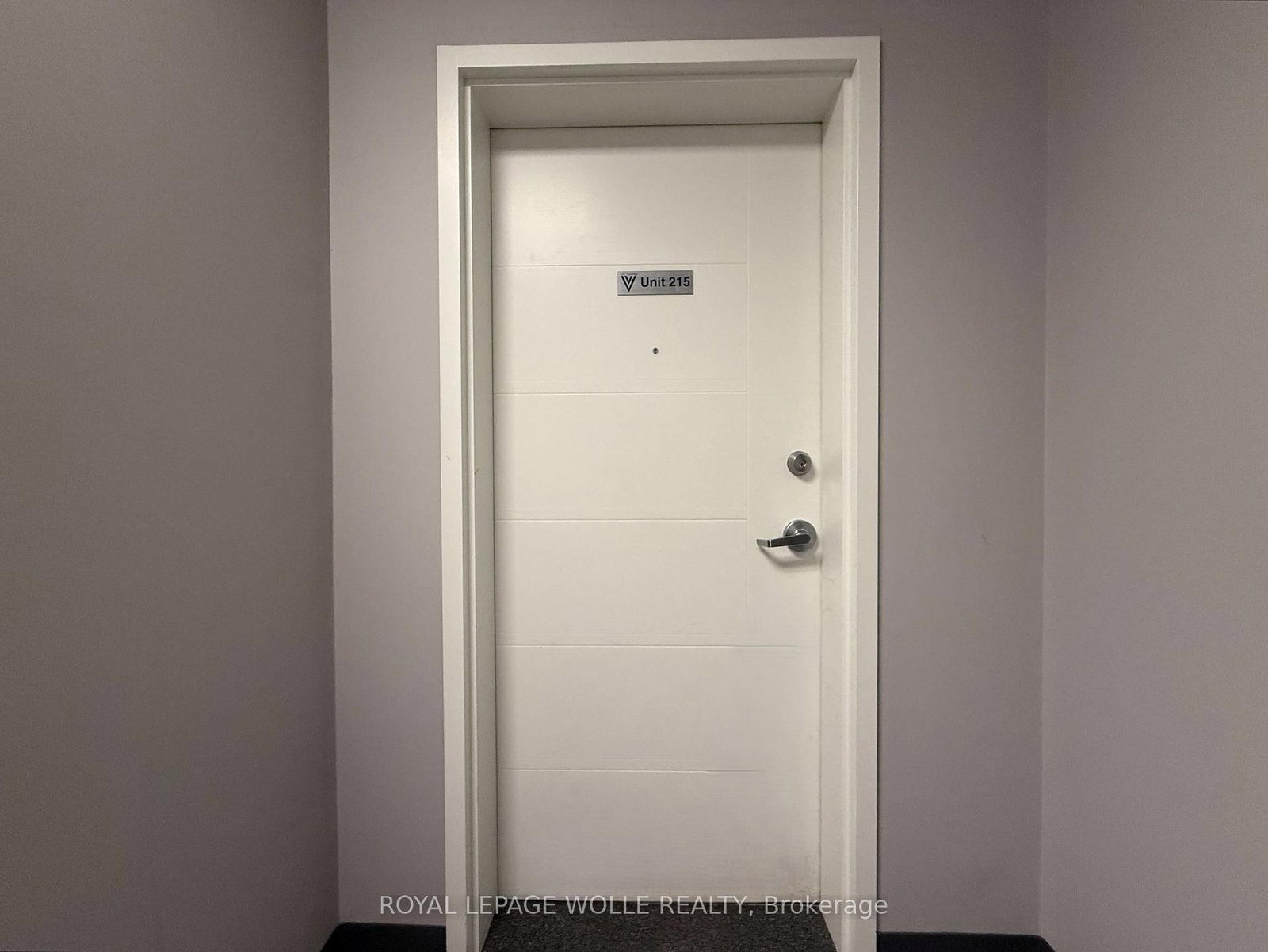 253 Albert Street, Unit 215 - Photo 3