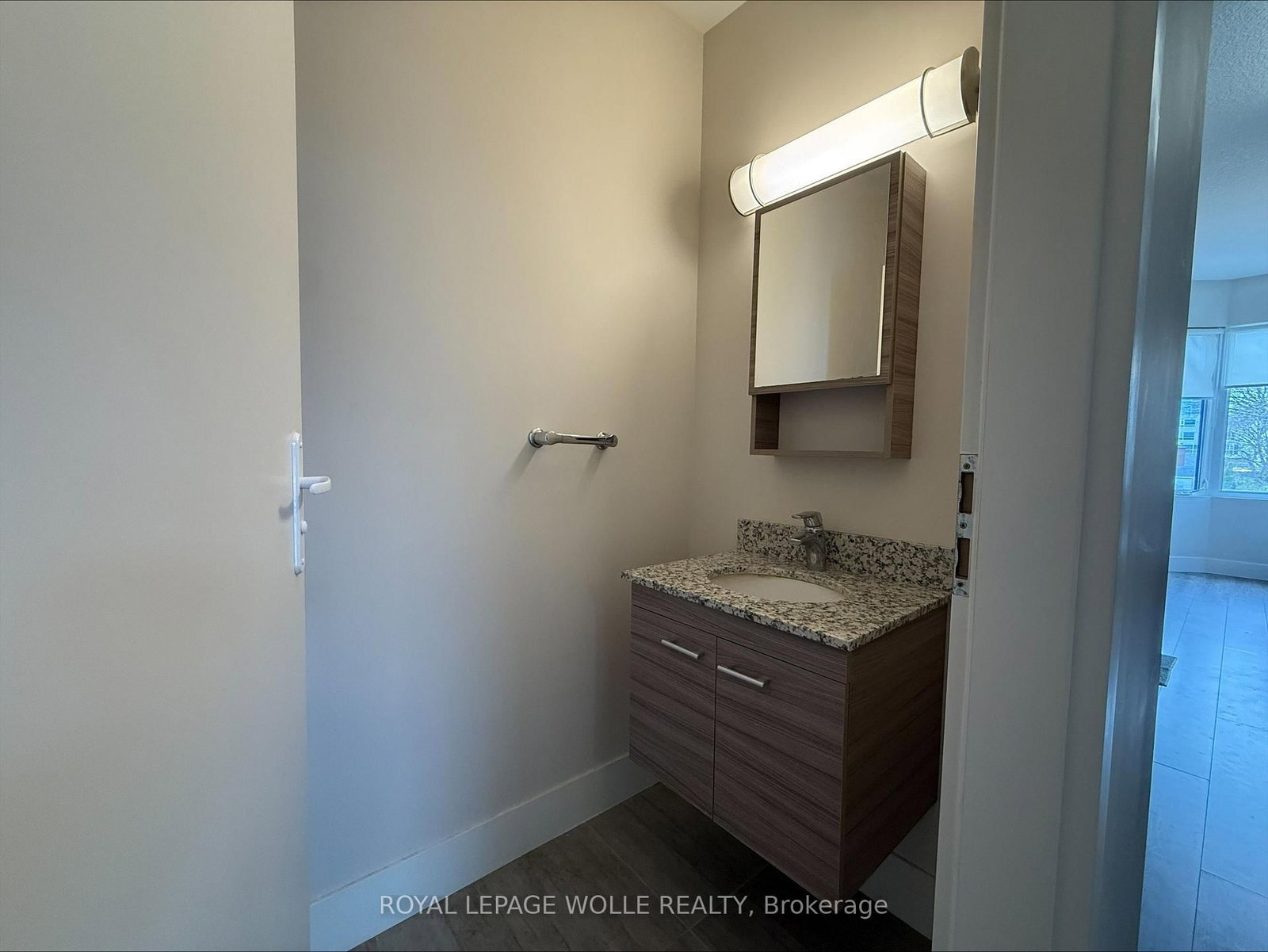 253 Albert Street, Unit 215 - Photo 6
