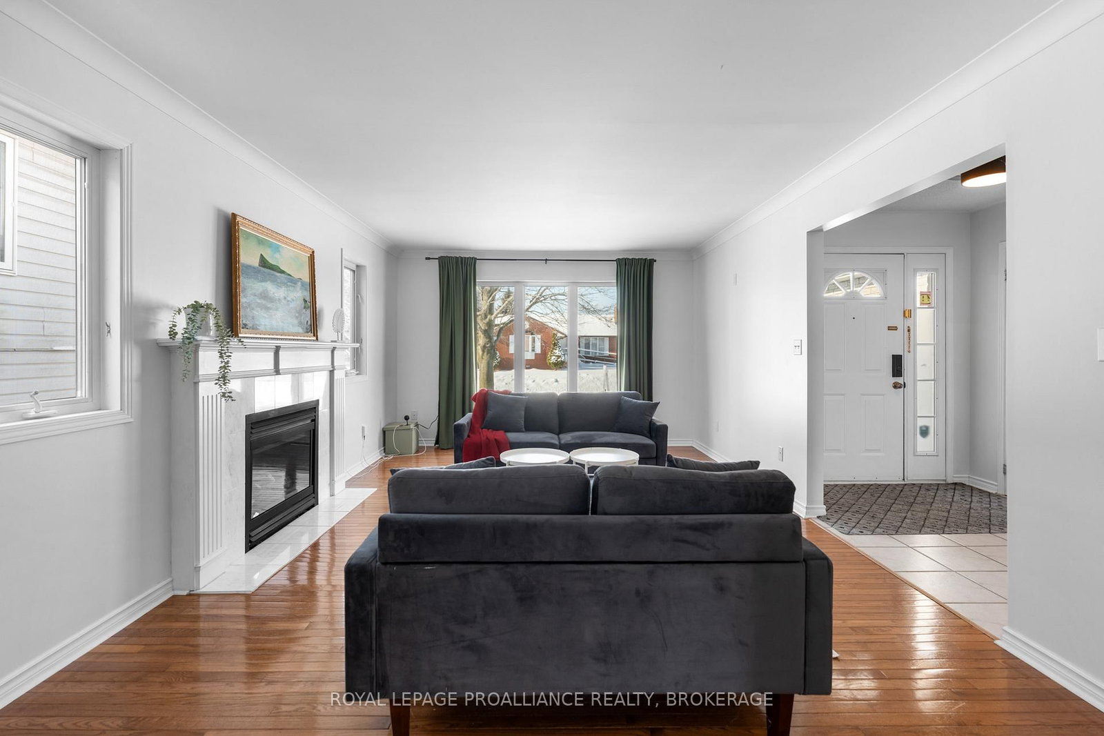Listing Image 7
