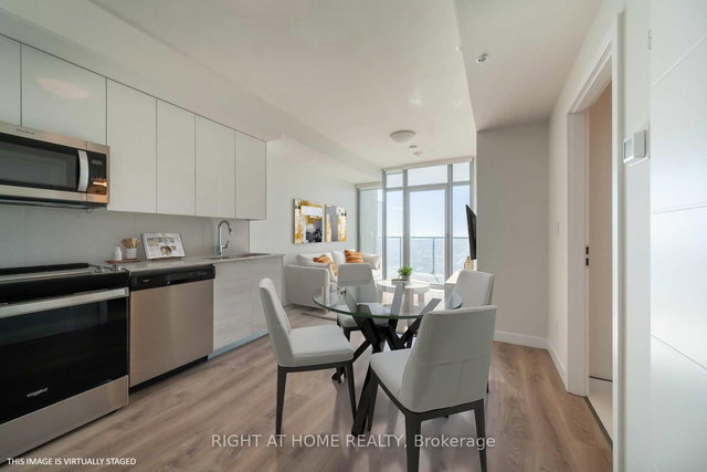 3910 - 60 Frederick Street