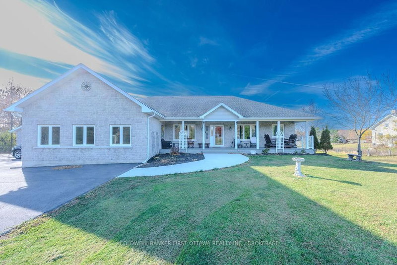 4987 Bedford Rd, Picton, K0K 2T0 | Image 2