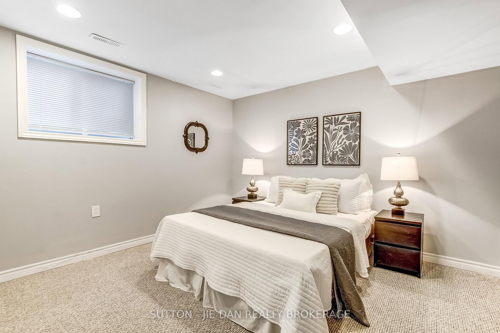 Detached House for sale at 2722 TOKALA Trail, London North, Ontario, N6G 0L6 - North S - MLS: X13016208