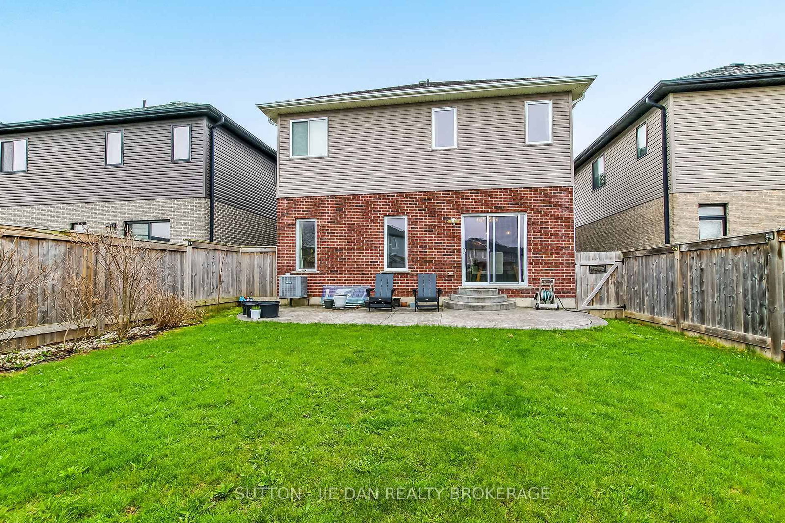 Detached House for sale at 2722 TOKALA Trail, London North, Ontario, N6G 0L6 - North S - MLS: X13016208