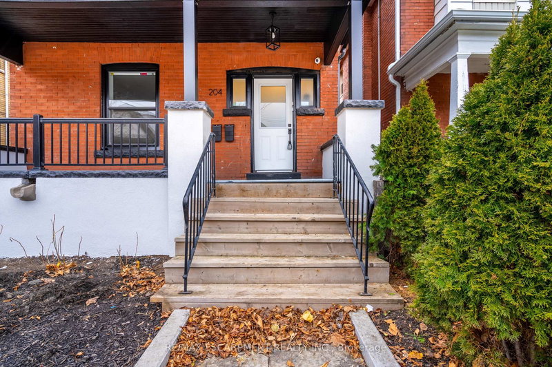 204 Balsam Ave, Hamilton, L8M 3B8 | Image 3