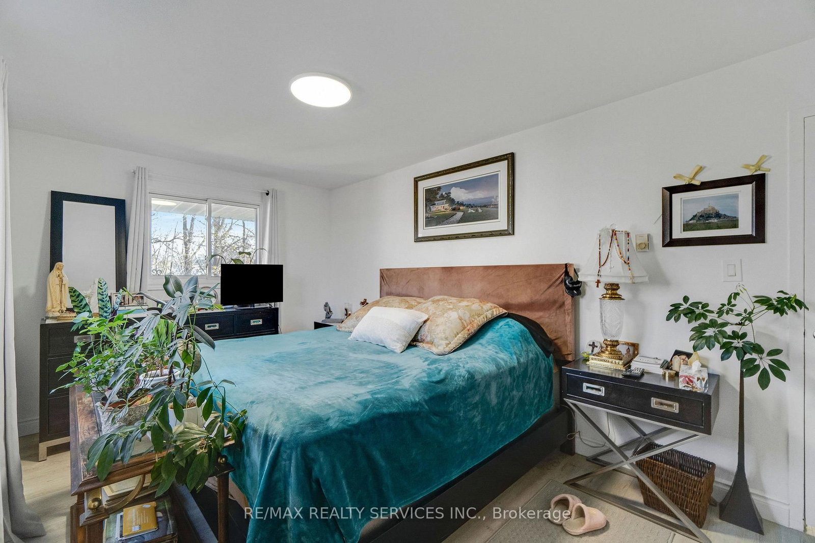 402 Elizabeth Street, Unit 2 - Photo 17