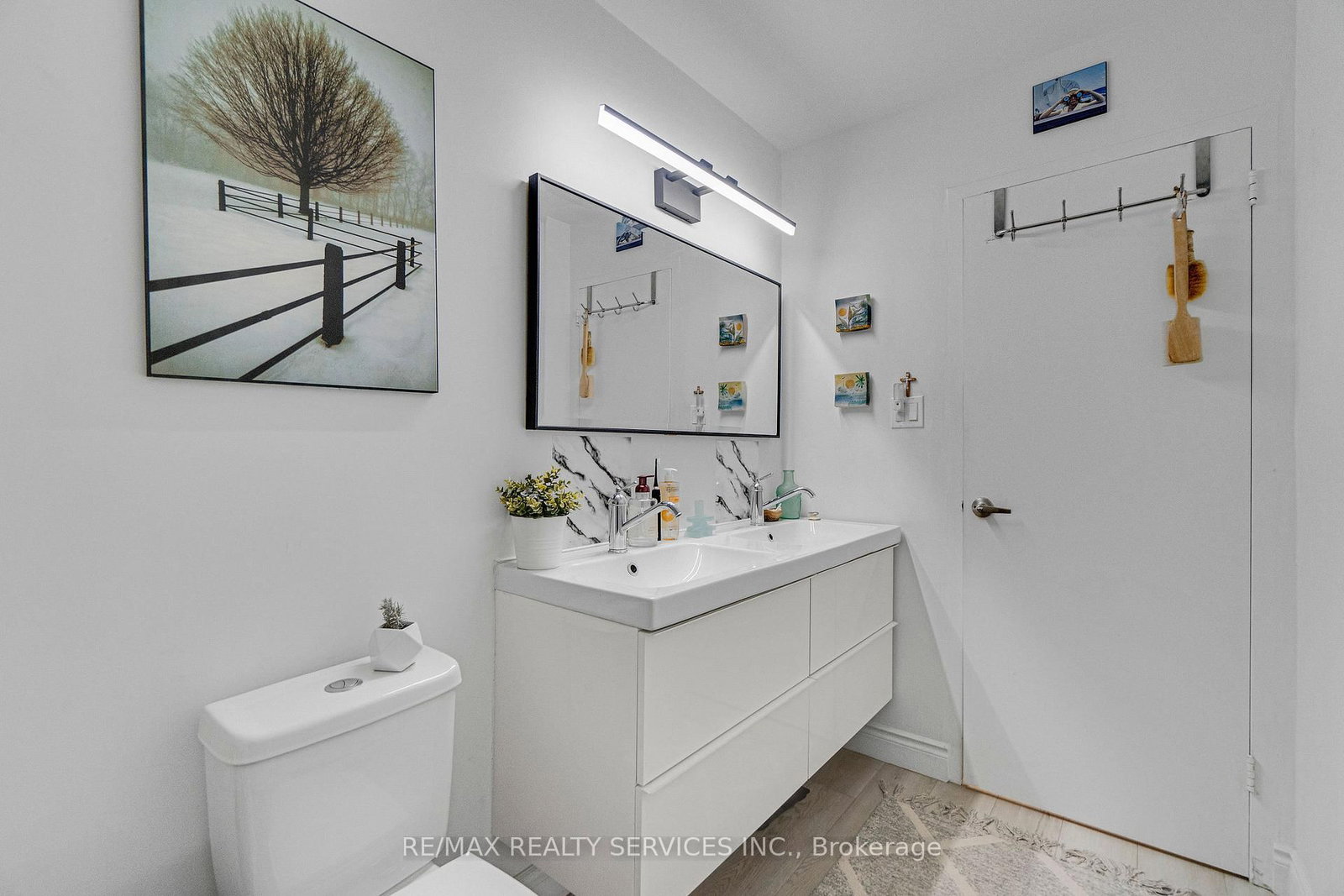 402 Elizabeth Street, Unit 2 - Photo 24