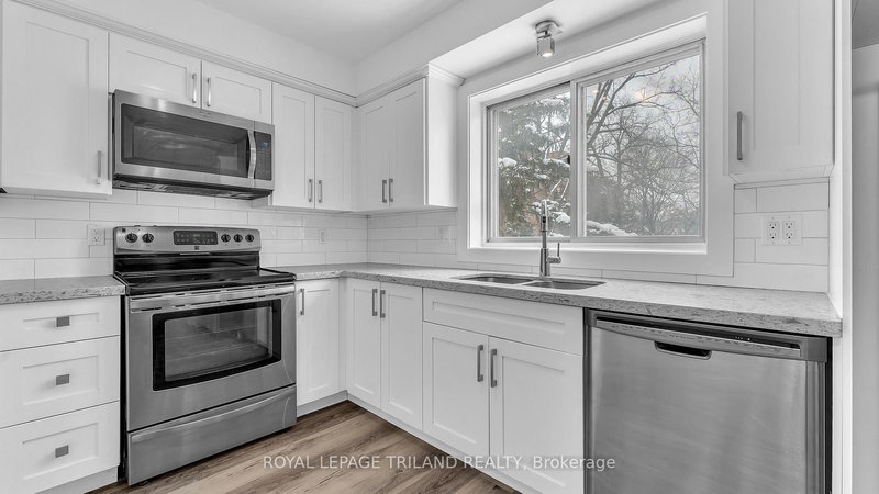 204 - 104 Devonshire Ave, London South, N6C 2H8 | Image 3
