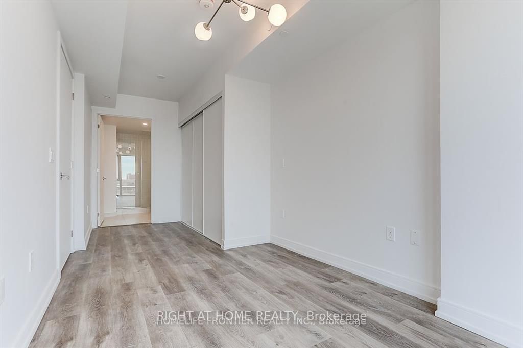 1 Jarvis Street, Unit 433 - Photo 12