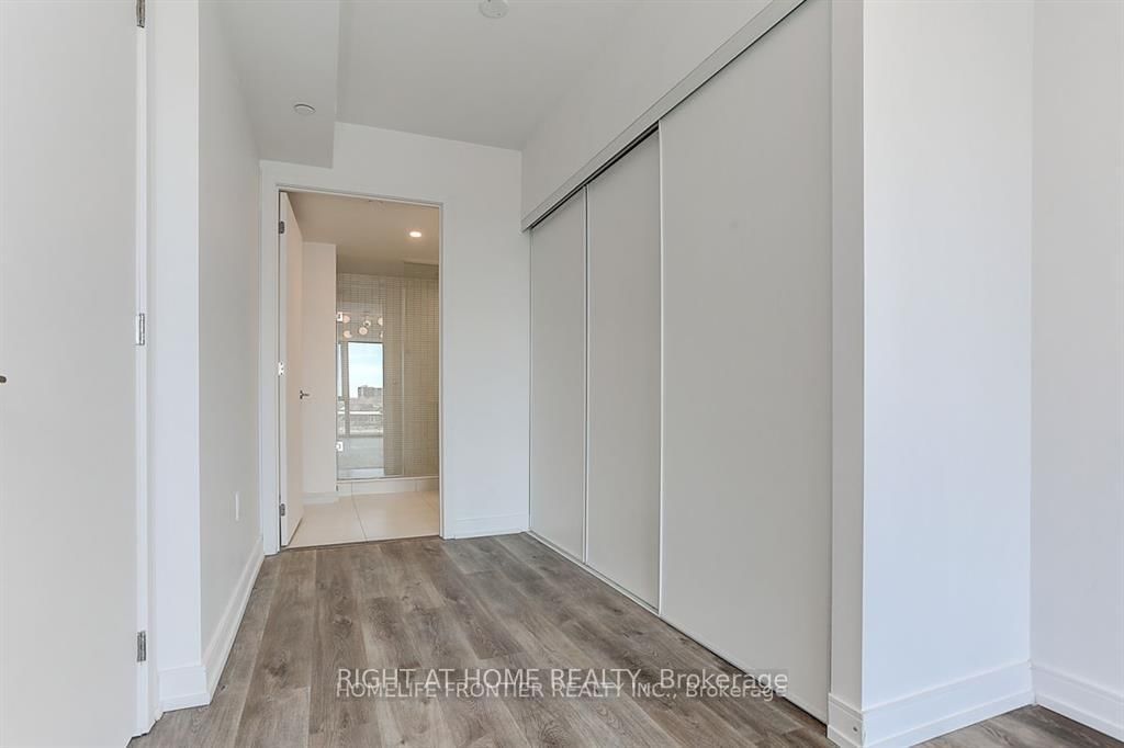 1 Jarvis Street, Unit 433 - Photo 13
